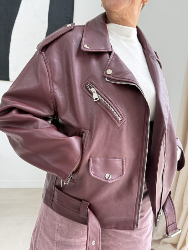 Perfecto Burgundy – Image 4