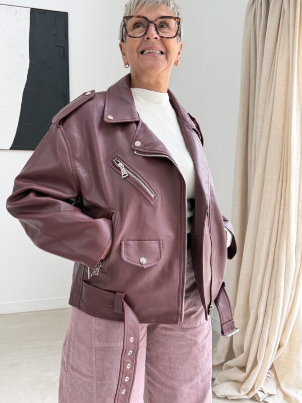Perfecto Burgundy – Image 5