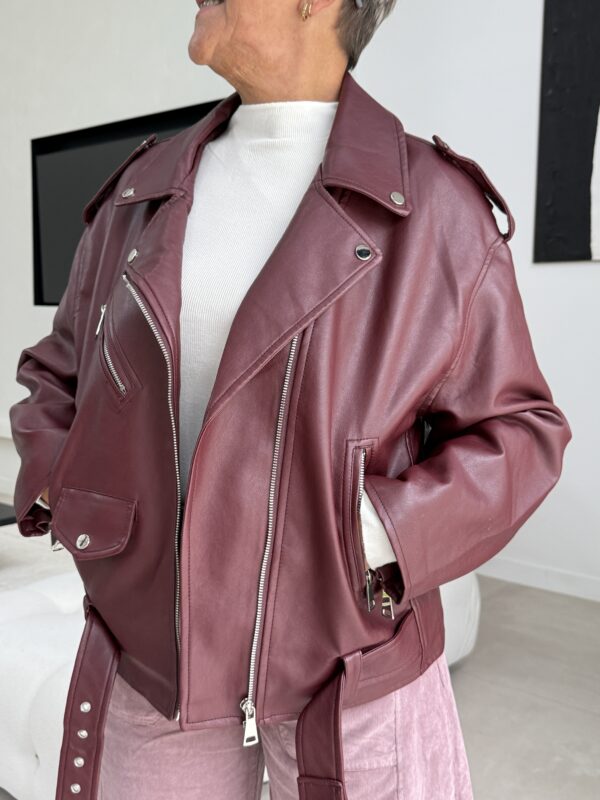 Perfecto Burgundy – Image 6